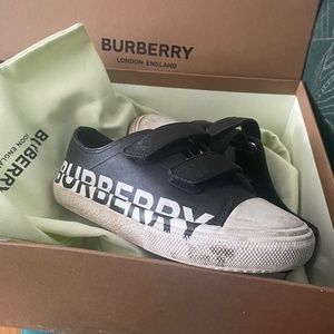Burberry sneakers